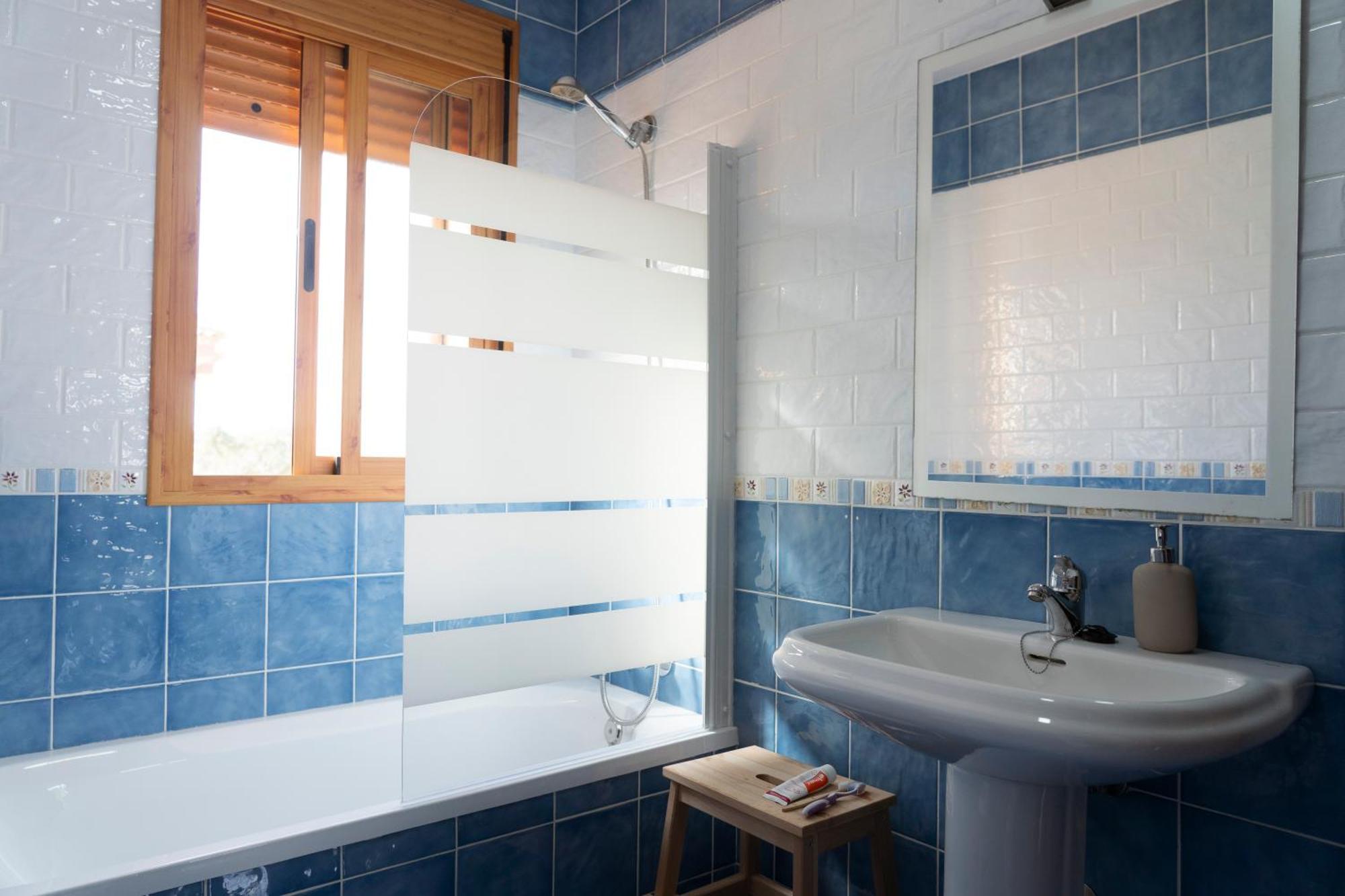 Namawa Surfhouse Hostel Chiclana de la Frontera Kültér fotó