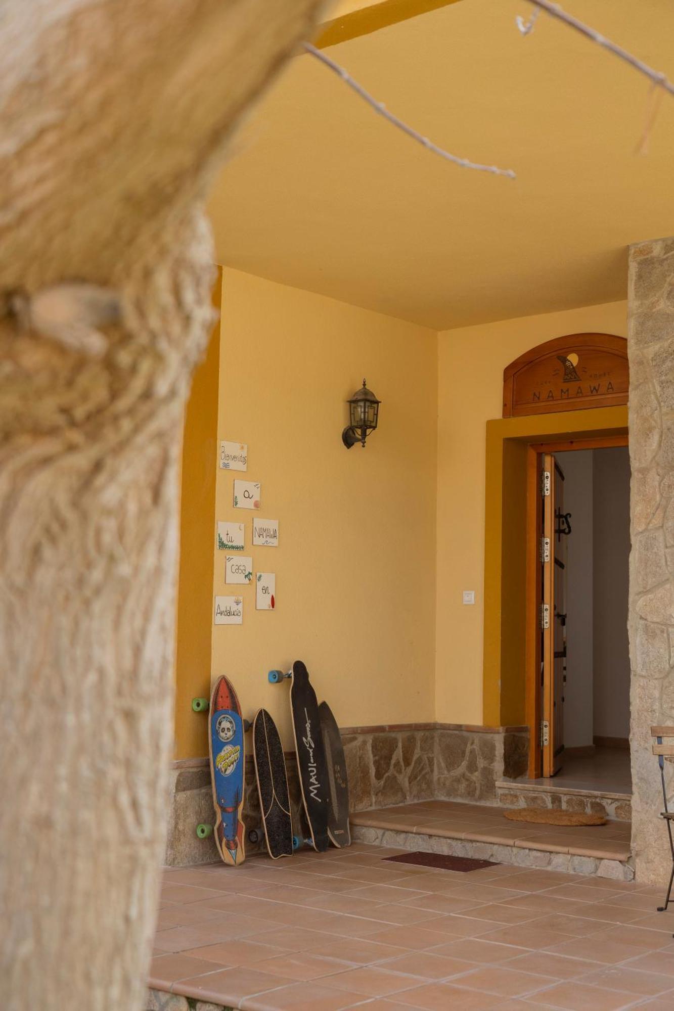 Namawa Surfhouse Hostel Chiclana de la Frontera Kültér fotó
