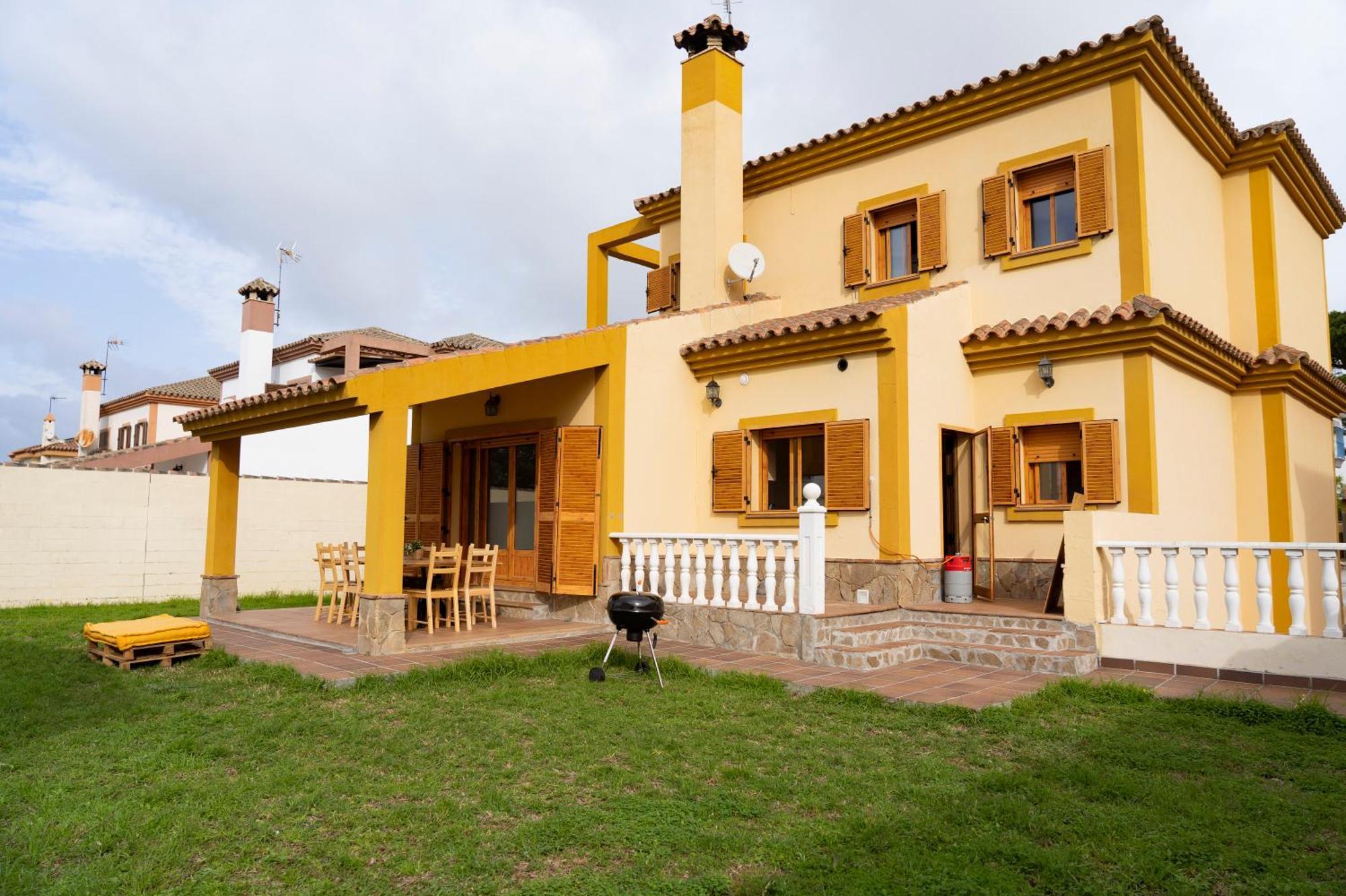 Namawa Surfhouse Hostel Chiclana de la Frontera Kültér fotó